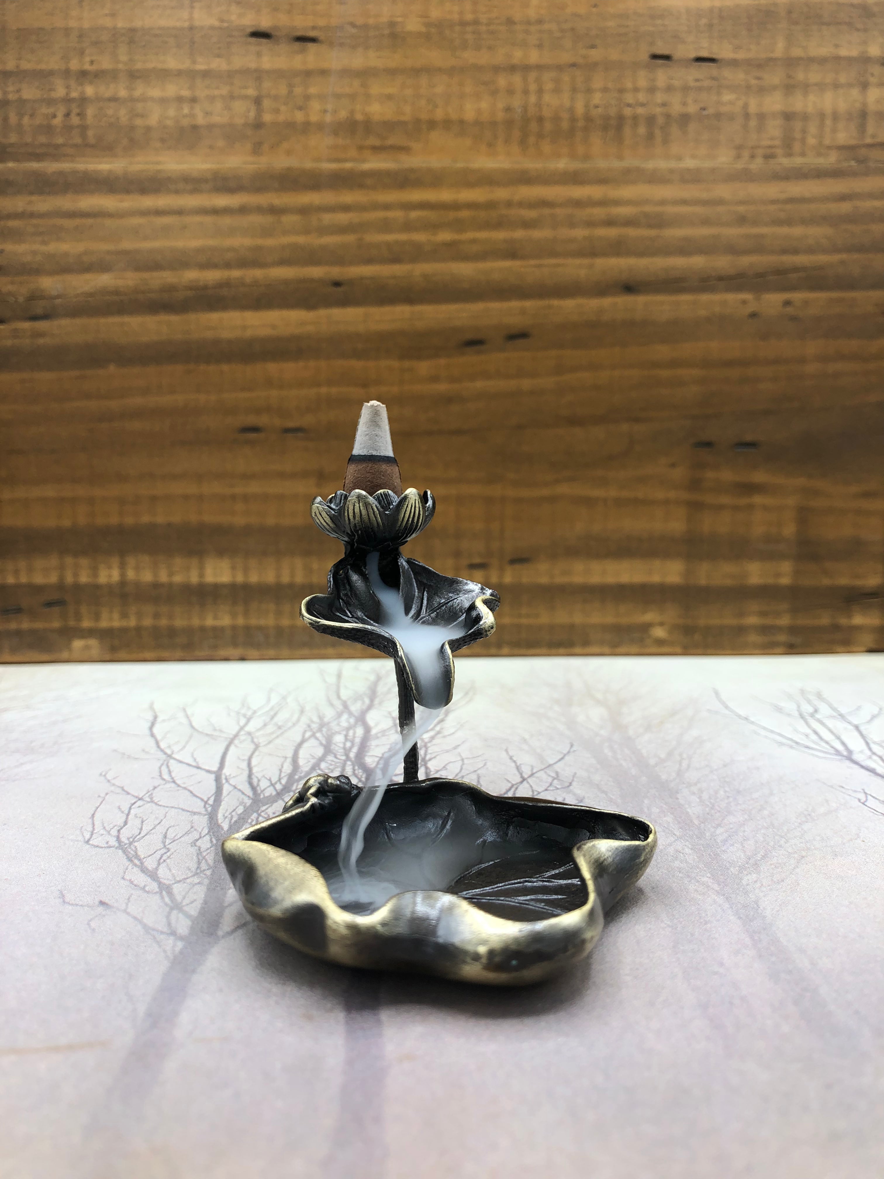  Lotus Backflow Incense Burner with Smoke